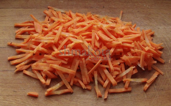 Морква соломкою